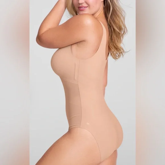 Honeylove Tank Bodysuit - Picture 2 of 4